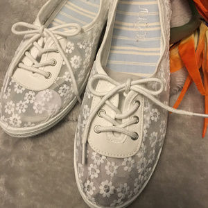 NEW White Eyelet Sneakers **REDUCED PRICE**